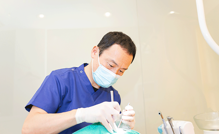 インプラント二次手術