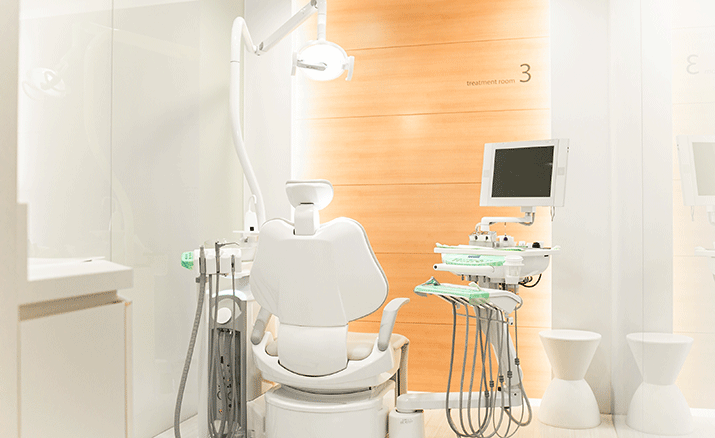 3タイプのホワイトニング法でナチュラルな白い歯へ